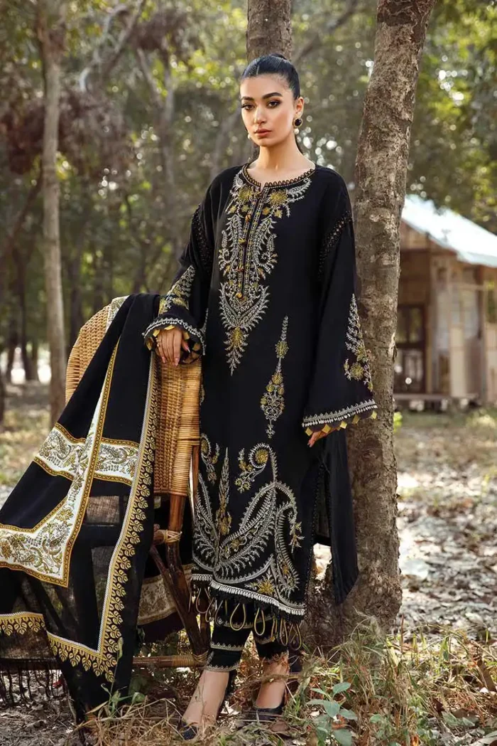 Maria B Lawn 3PC Embroidered-721 - Image 3