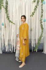 URGE Lawn 3PC Embroidered-727 - Image 3